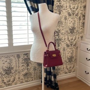 CUSTOM MADE in Florence, Italy. A handmade Italian leather handbag.